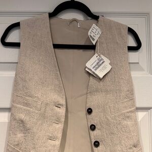 Brunello Cucinelli Beige Linen Vest with Black Buttons